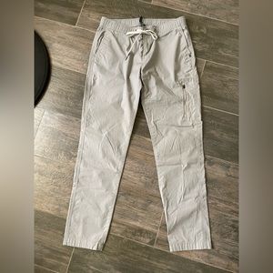 Vuori Pant Light Gray Size Medium